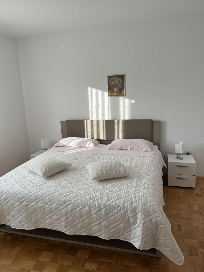 Apartments Pavletic Capodistria Esterno foto
